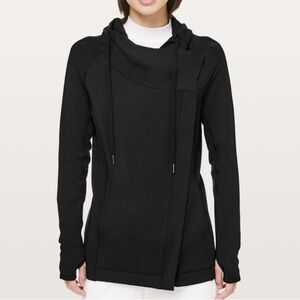 Lululemon Coast Easy Wrap Black Size 4